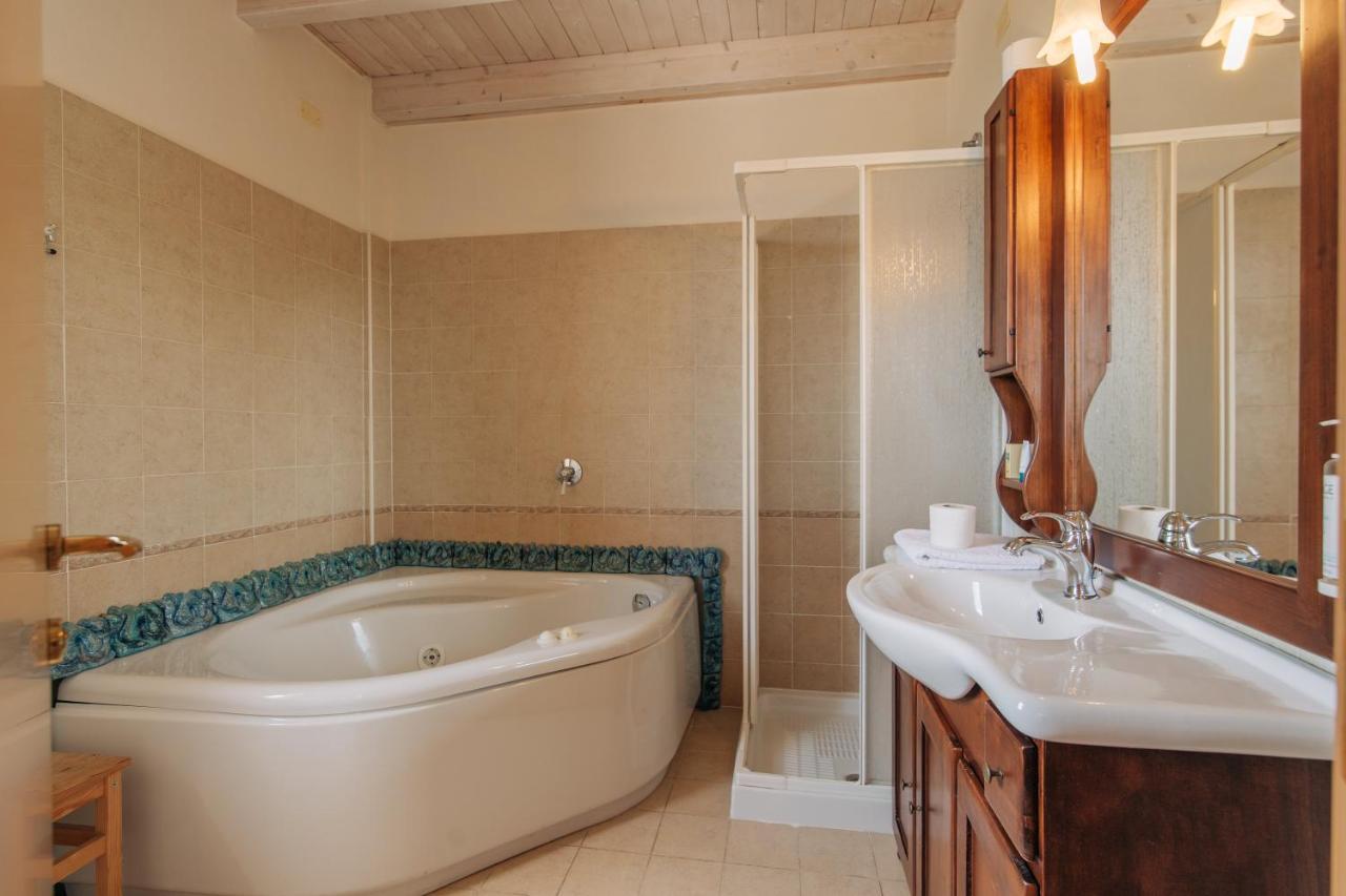 Locanda Belvedere Saludecio Ngoại thất bức ảnh