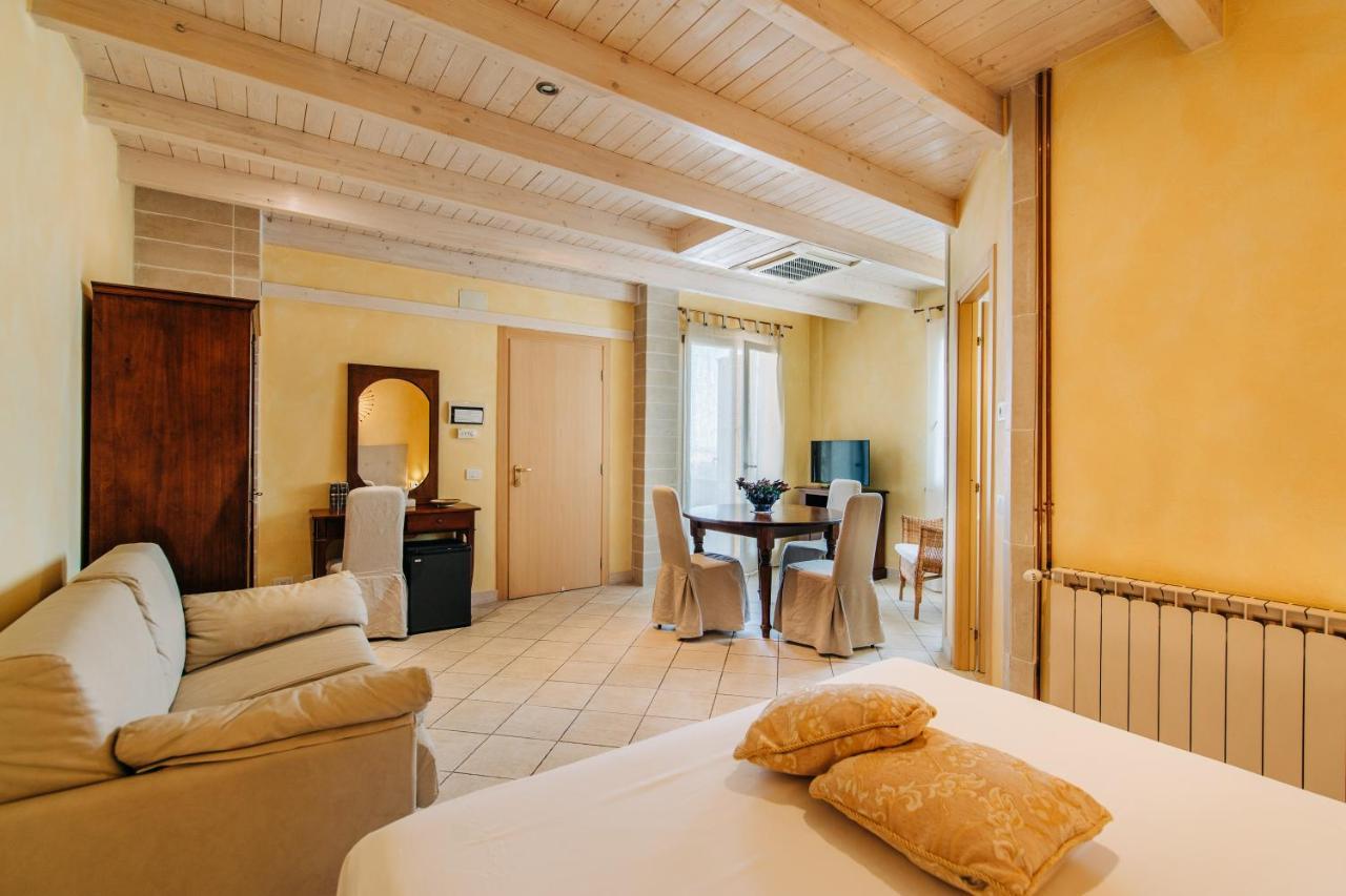 Locanda Belvedere Saludecio Ngoại thất bức ảnh