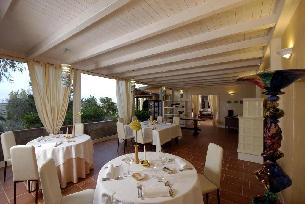 Locanda Belvedere Saludecio Ngoại thất bức ảnh